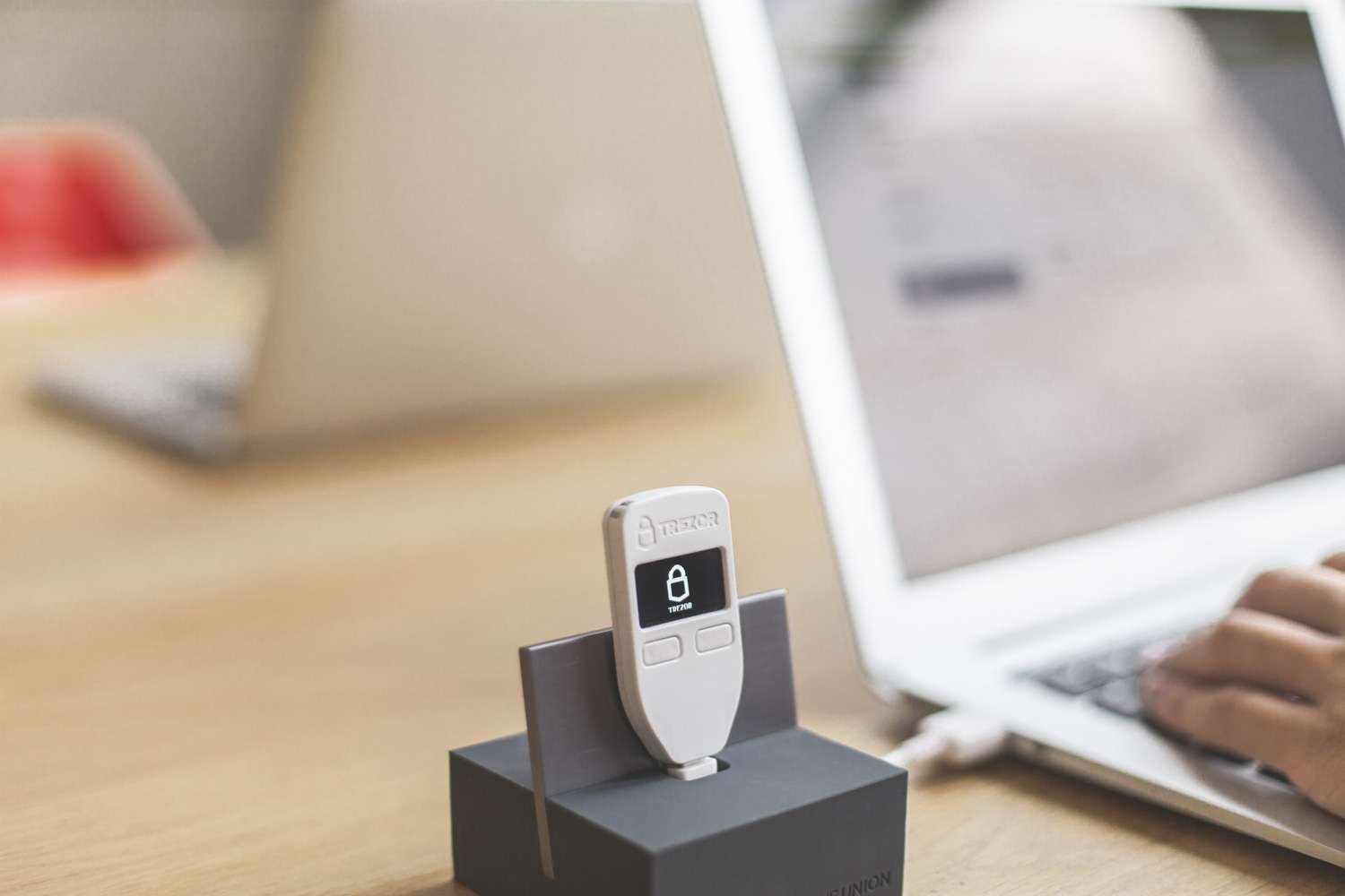 TREZOR review how to use it